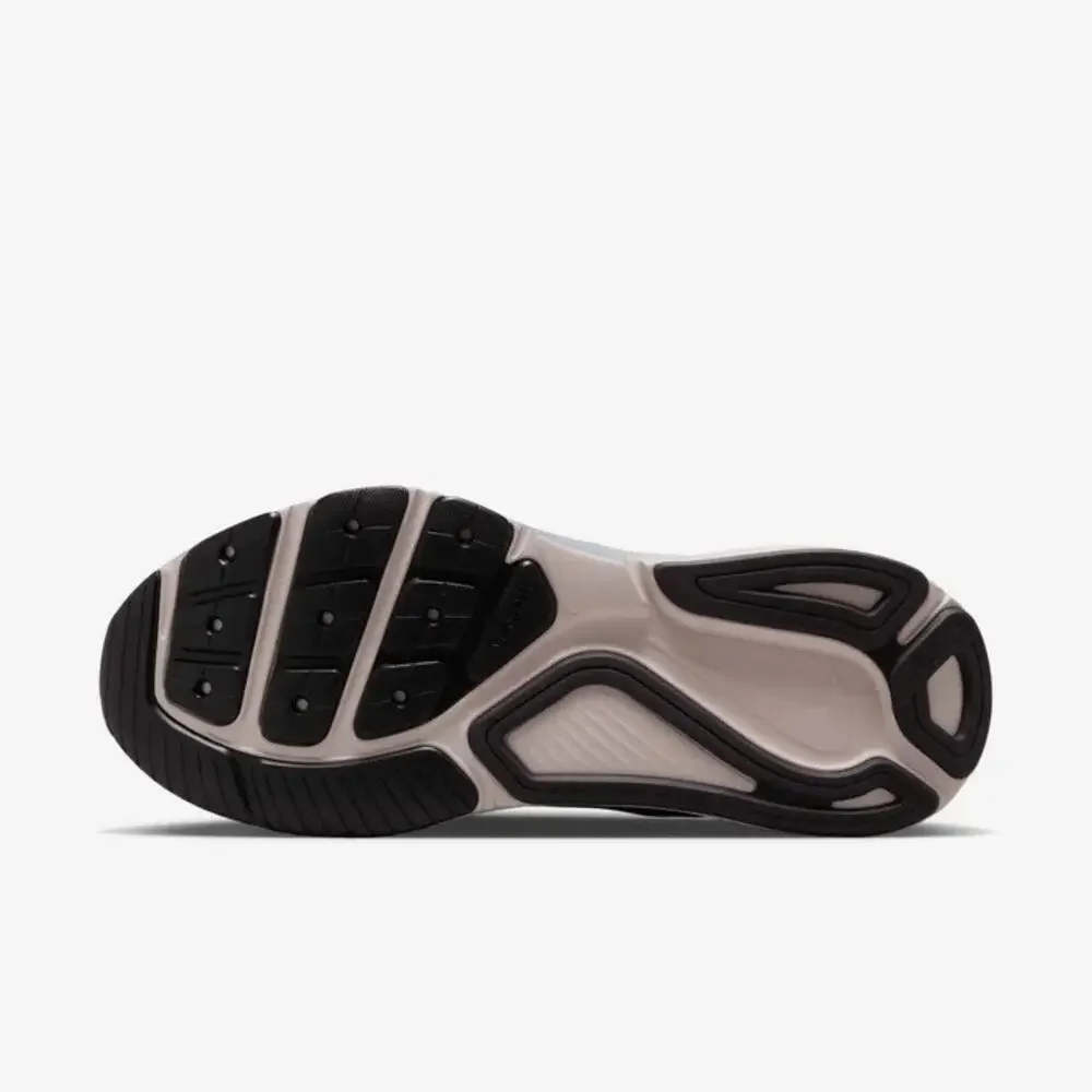 Nike structure 26